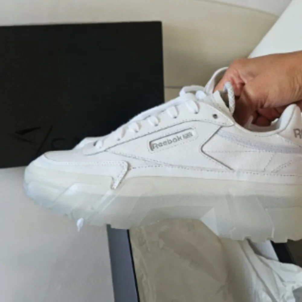 Cardi B x Reebok shoes - Picture 6 of 6